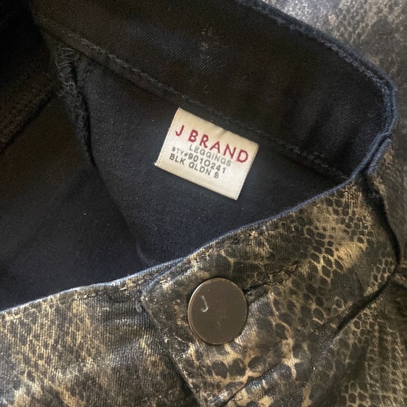 J BRAND 901 Black Golden Snake Print Coated Stretch Denim Leggings Jeans - Picture 10 of 11